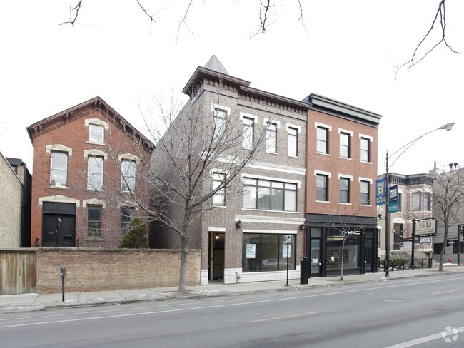Foto del edificio - 912 W Armitage Ave