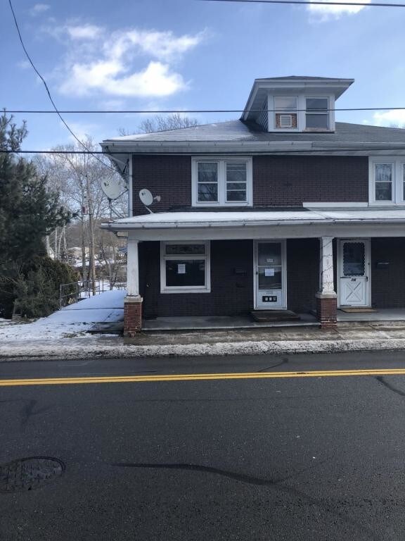 220E. Wyomissing Ave. - 220E. Wyomissing Ave.