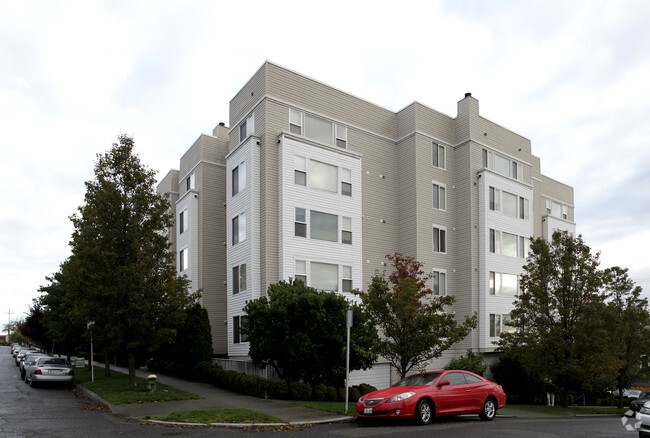 Alderview Apartments - Alderview - 300 11th Ave