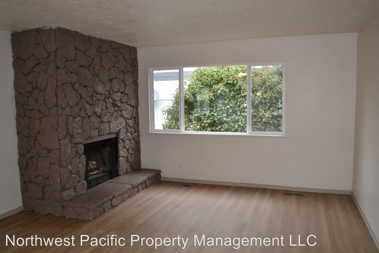 Primary Photo - 3607 47th Ave NE