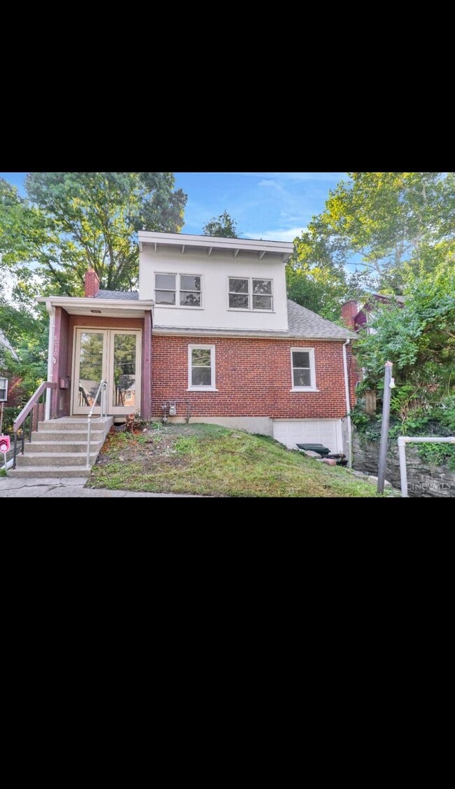 Building Photo - 8010 Daly Rd