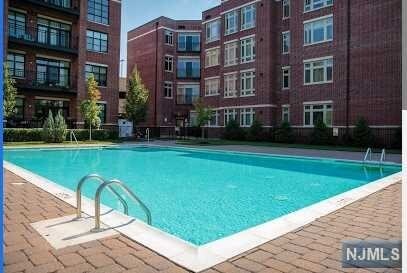 Foto principal - 4426-426 Riverview Ave