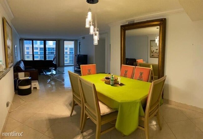 Foto del edificio - 2 br, 2 bath Condo - 2301 S Ocean Dr Apt 1707