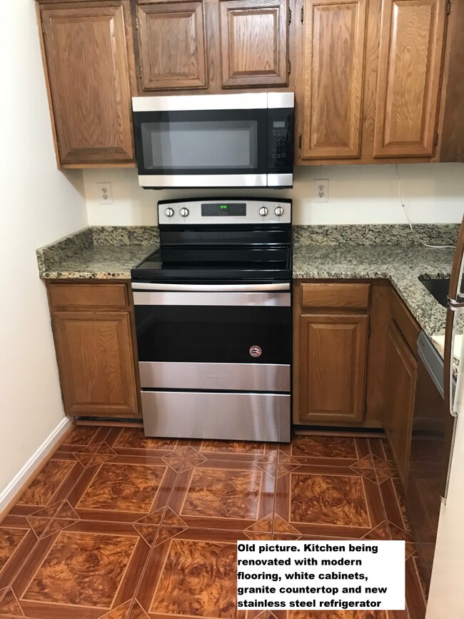 Foto del edificio - 2530 Fairfax Dr