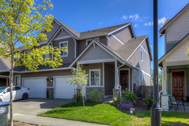 Building Photo - Beautiful 4 Bedroom Lacey Home