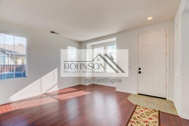 Building Photo - 2673 Merchant Dr