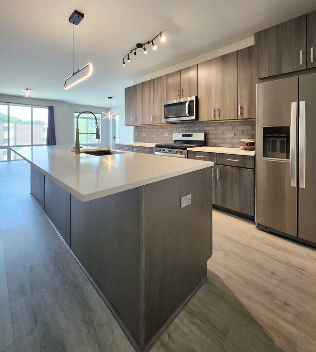 Foto del edificio - 5117 Fairview Ave
