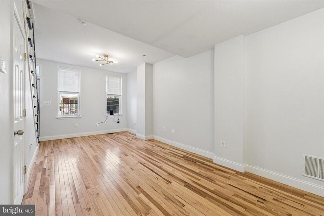 Foto del edificio - 2814 W Stiles St