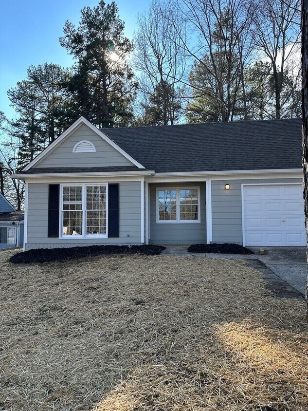 Primary Photo - NOW AVAILABLE! - 8634 Mission Hills Rd, Ch...