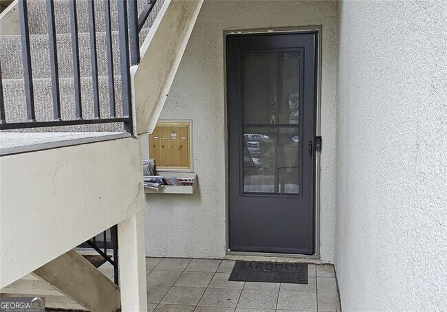 Foto del edificio - 40 Glenald Way NW