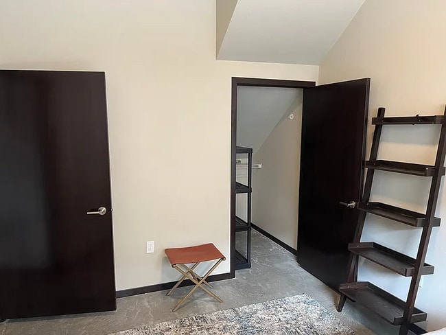 Foto del edificio - 815 E Mifflin St