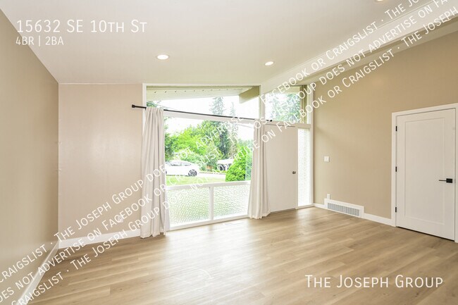 Foto del edificio - 15632 SE 10th St