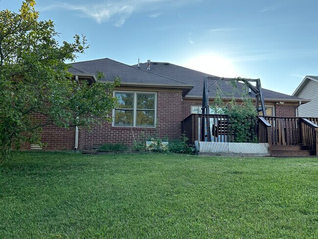 Building Photo - 362 Polk Manor Dr