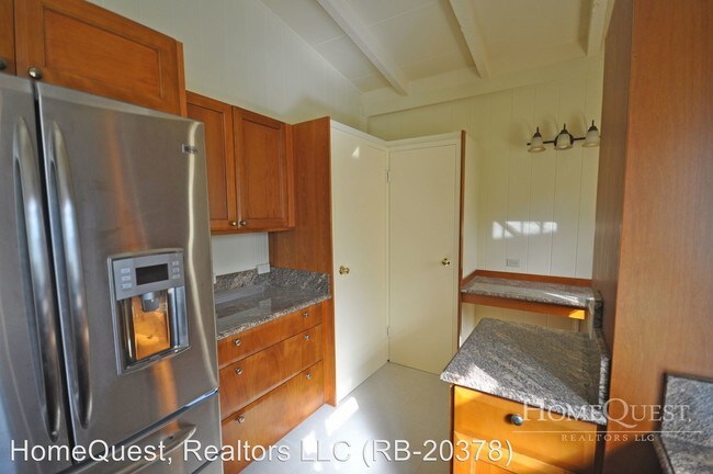 Building Photo - 3 br, 2 bath House - 676 Iana Street