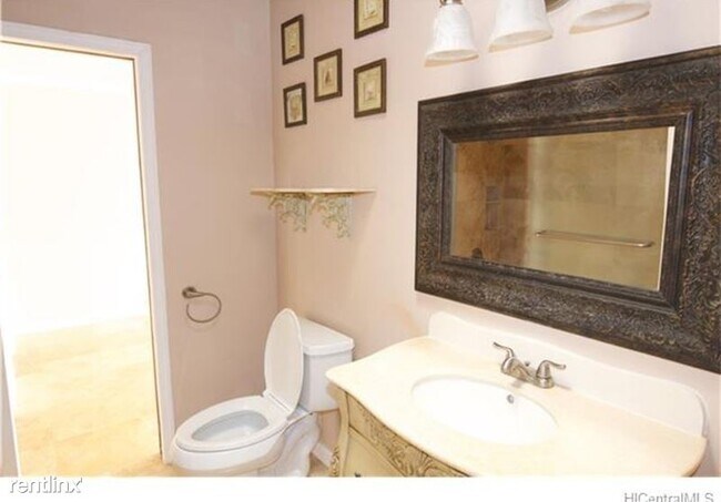 Building Photo - 3 br, 2 bath House - 921131 Makakilo Dr