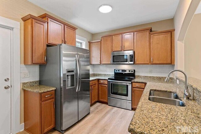 Foto del edificio - 3826 Amelia Park Dr