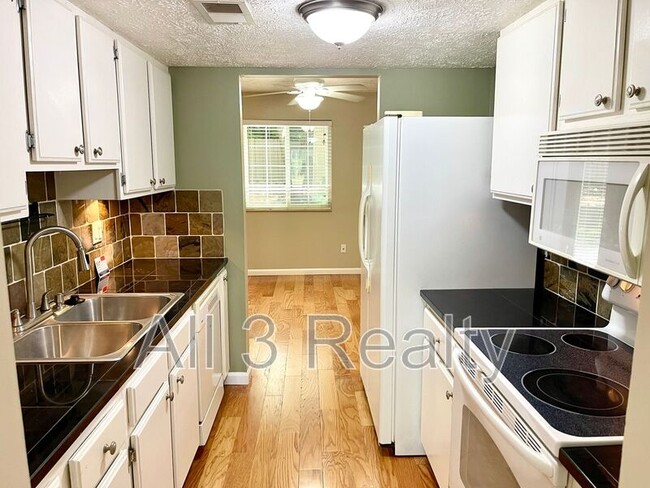 Building Photo - 8881 Long Beach Cir