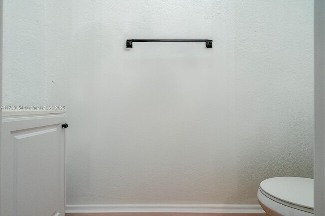 Building Photo - 6455 Catalina Ln