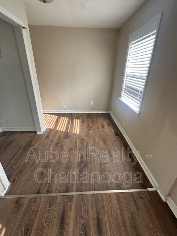 Foto del edificio - 5505 Moody Sawyer Rd