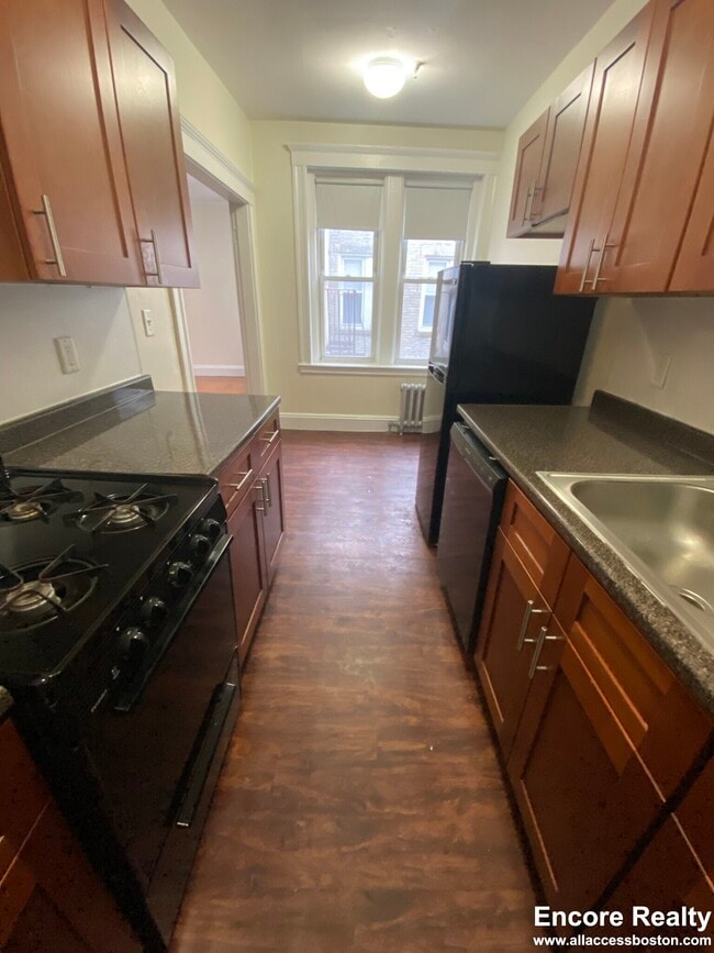 Building Photo - 1167 Boylston St