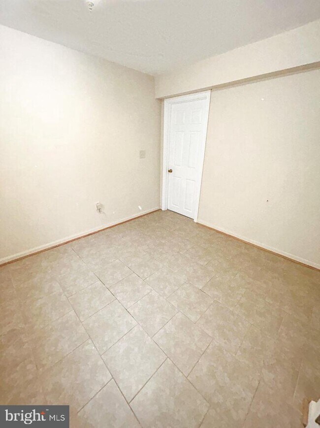 5611 Kolb St, Fairmount Heights, MD 20743 Room for Rent in Fairmount