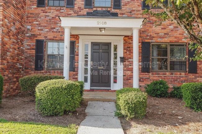 Building Photo - 2918 Arrowhead Dr