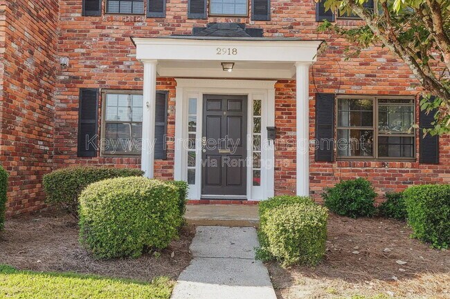 Foto del edificio - 2918 Arrowhead Dr