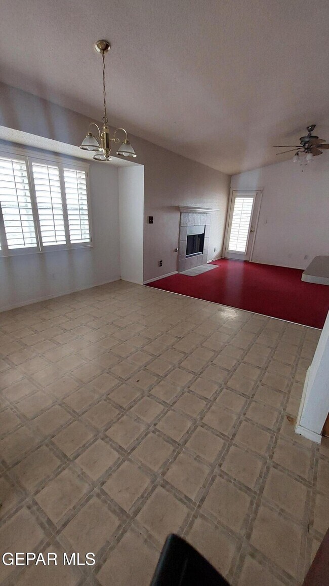 Building Photo - 12641 Tierra Tigre Ave
