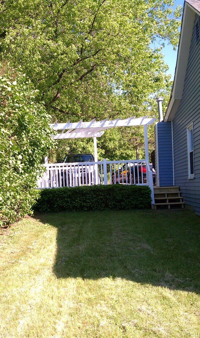 9 Suncrest Ter, Colchester, VT 05446 House Rental in Colchester, VT