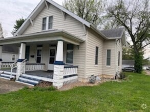 Building Photo - 106 W Morris St