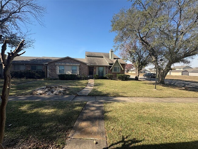 Foto del edificio - 12859 Clarewood Dr