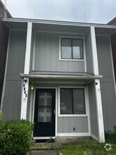 Building Photo - 5126 Lance St