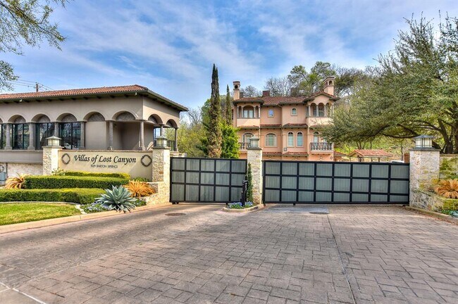 Building Photo - 1529 Barton Springs Rd