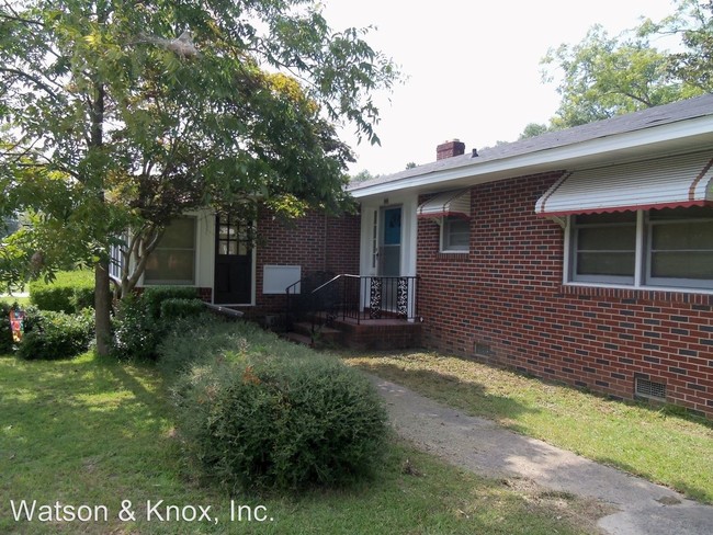 Building Photo - 4 br, 1.5 bath House - 222 Ware Street