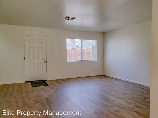 Building Photo - 533 W Ward Ave