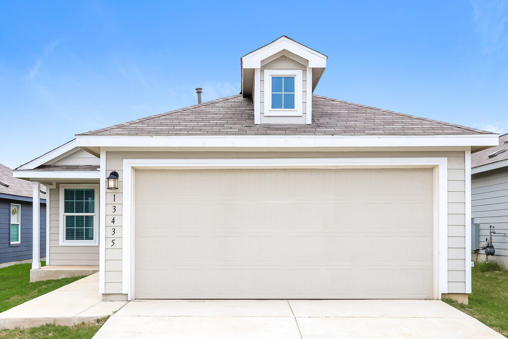 Foto principal - 13435 Ashworth Blvd