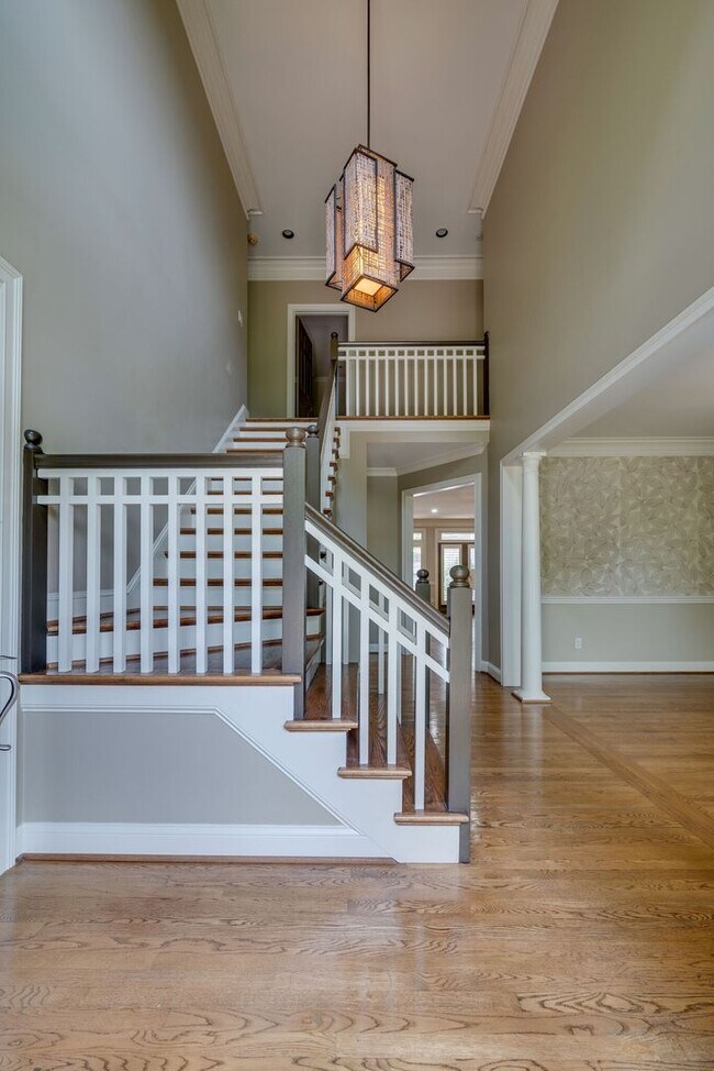 Building Photo - This fabulous 4BE/3.5BA & One of Whitworth...