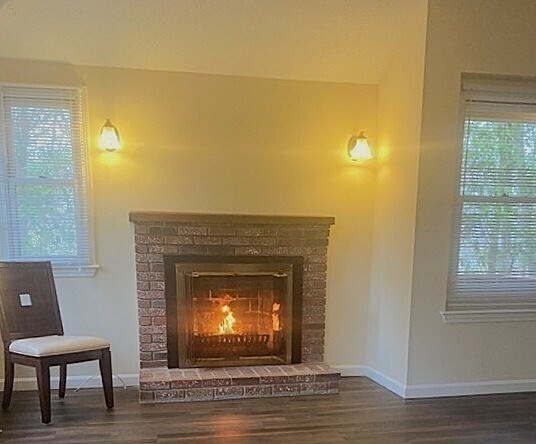 Building Photo - 30 E Bluff Rd