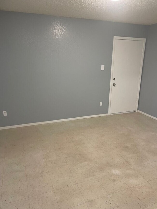 Foto del edificio - 3536 S Littlejohn Ave