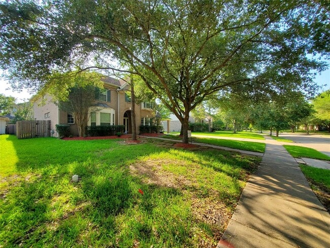 Building Photo - 4810 N Pine Brook Way