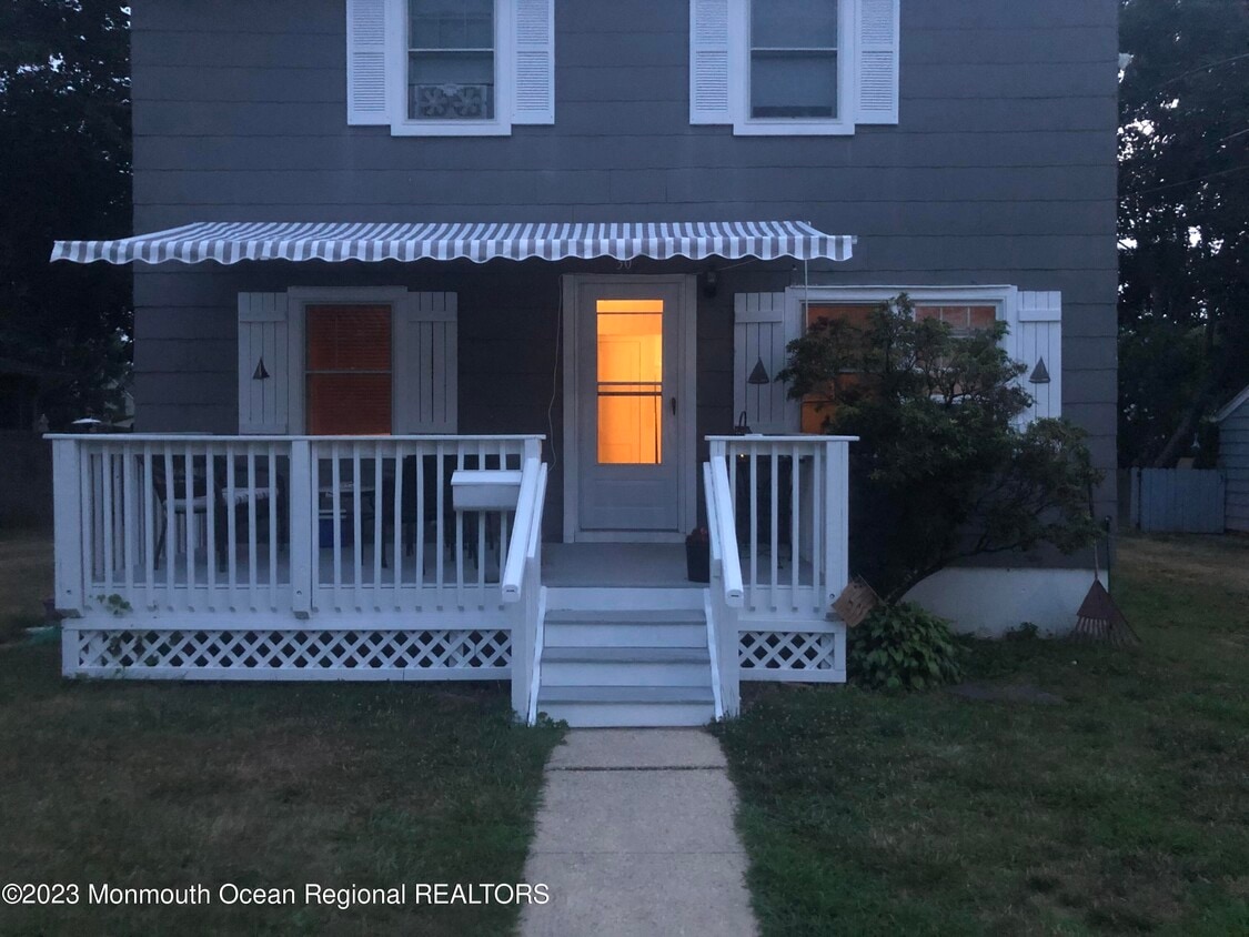 30 Borden St, Monmouth Beach, NJ 07750 House Rental in Monmouth Beach