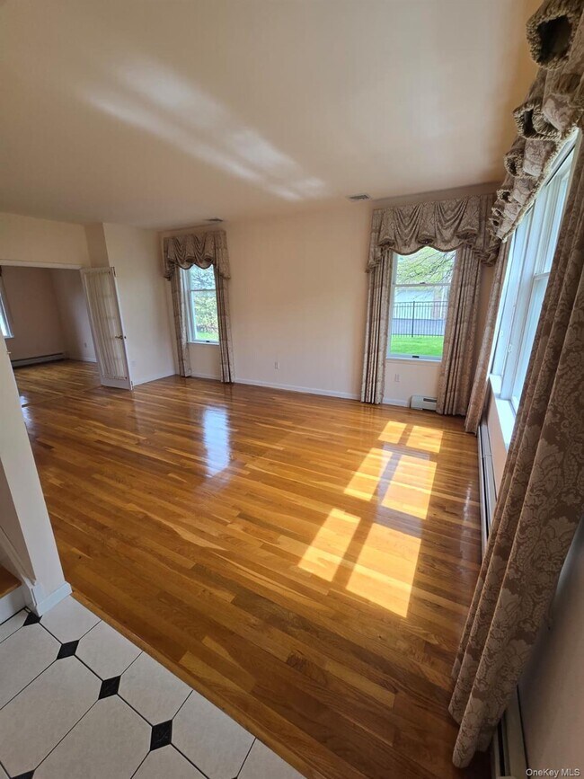 Foto del edificio - 54 Wilderness Dr