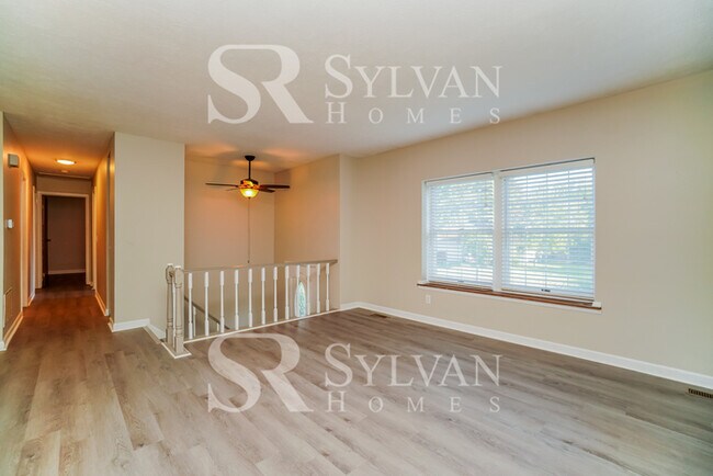 Foto del edificio - The living is easy in this 3 bedroom, 2.5 bathroom home