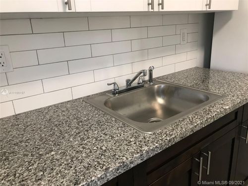 Foto del edificio - 5454 NW 5 Ave