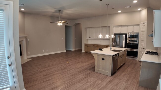 Building Photo - 512 Brockwell Bend