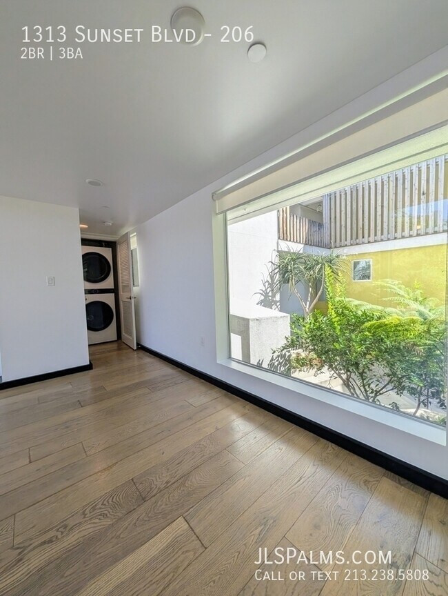Foto del edificio - 1313 Sunset Blvd