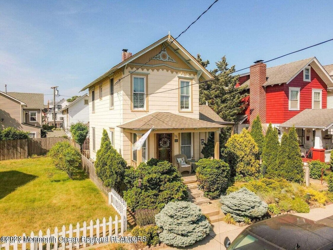 Foto principal - 131 Cookman Ave