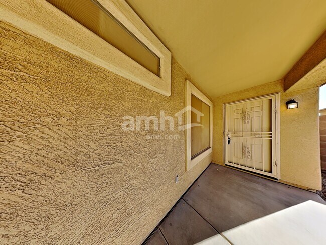 Building Photo - 3211 W Saint Kateri Dr