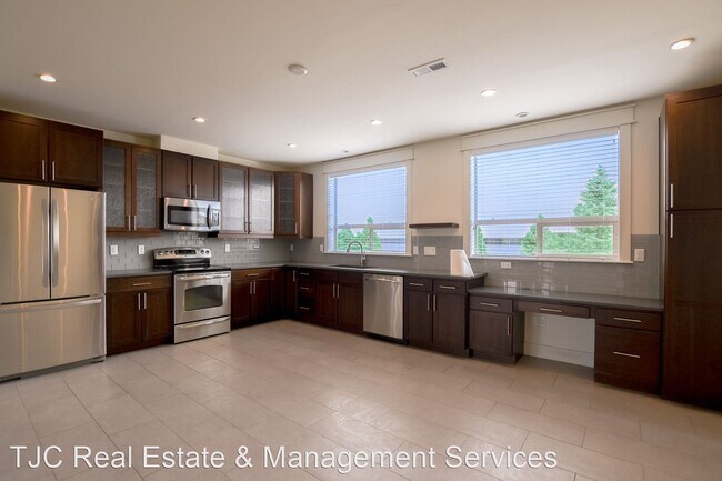 Foto del edificio - 2 br, 2.5 bath House - 2310 Uinta St