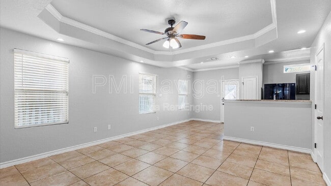 Building Photo - 6962 Lakeview Dr.